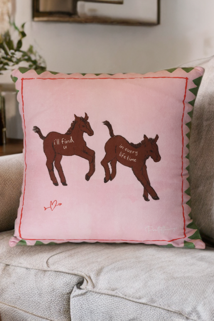pretty horse cushion covers