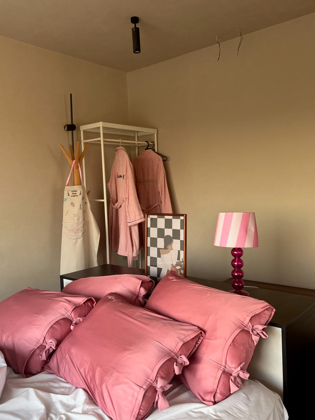 pretty silk pillowcase