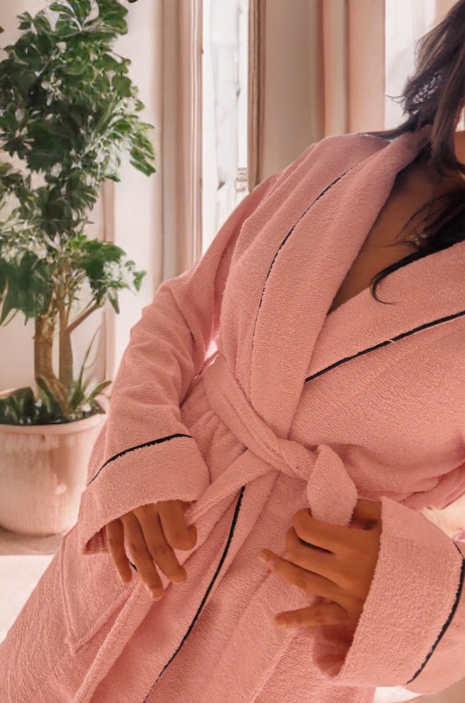 pretty clean bathrobe