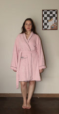 pretty clean bathrobe