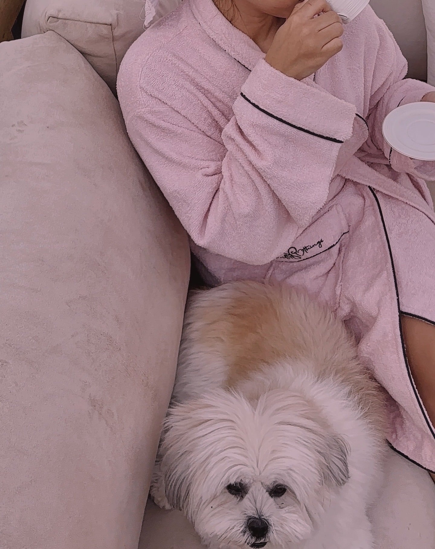 pretty clean bathrobe